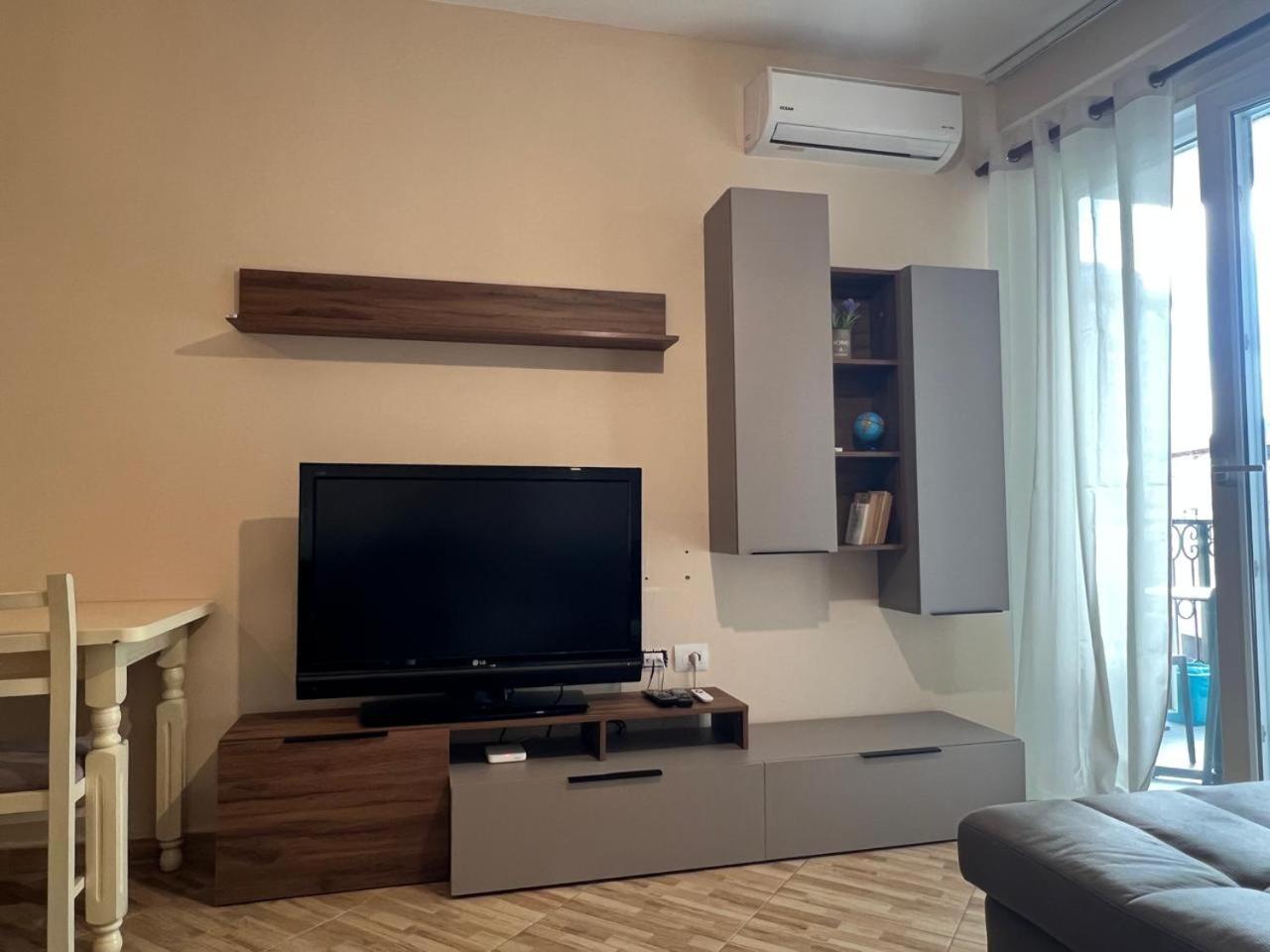 Piazza Place *